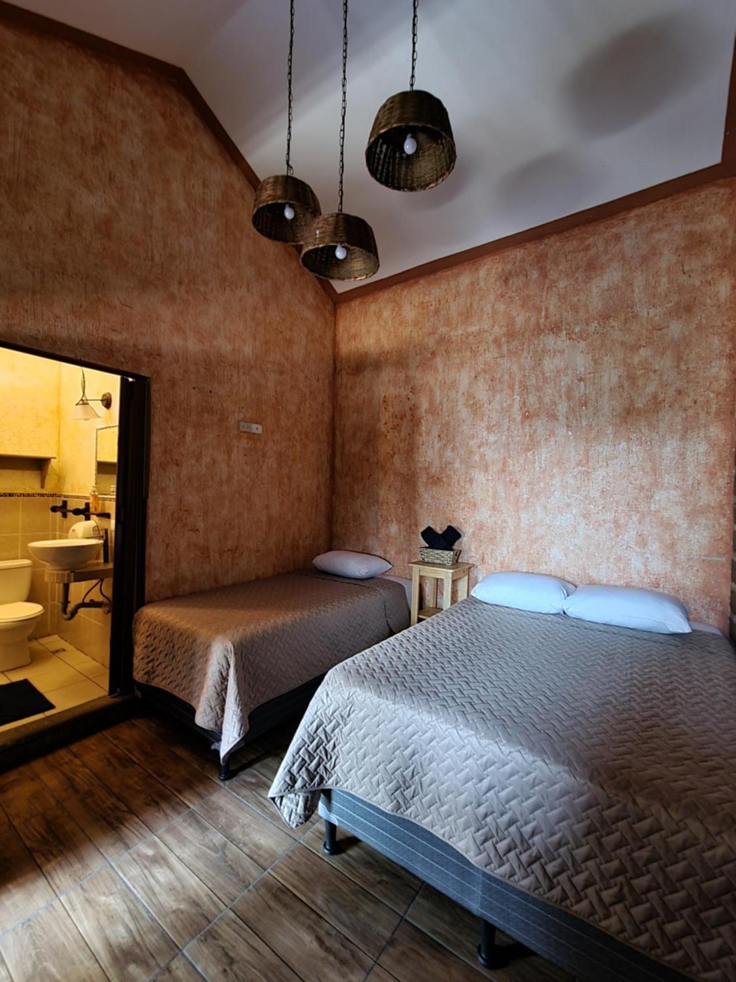 Central Hostel Boutique Antigua Buitenkant foto